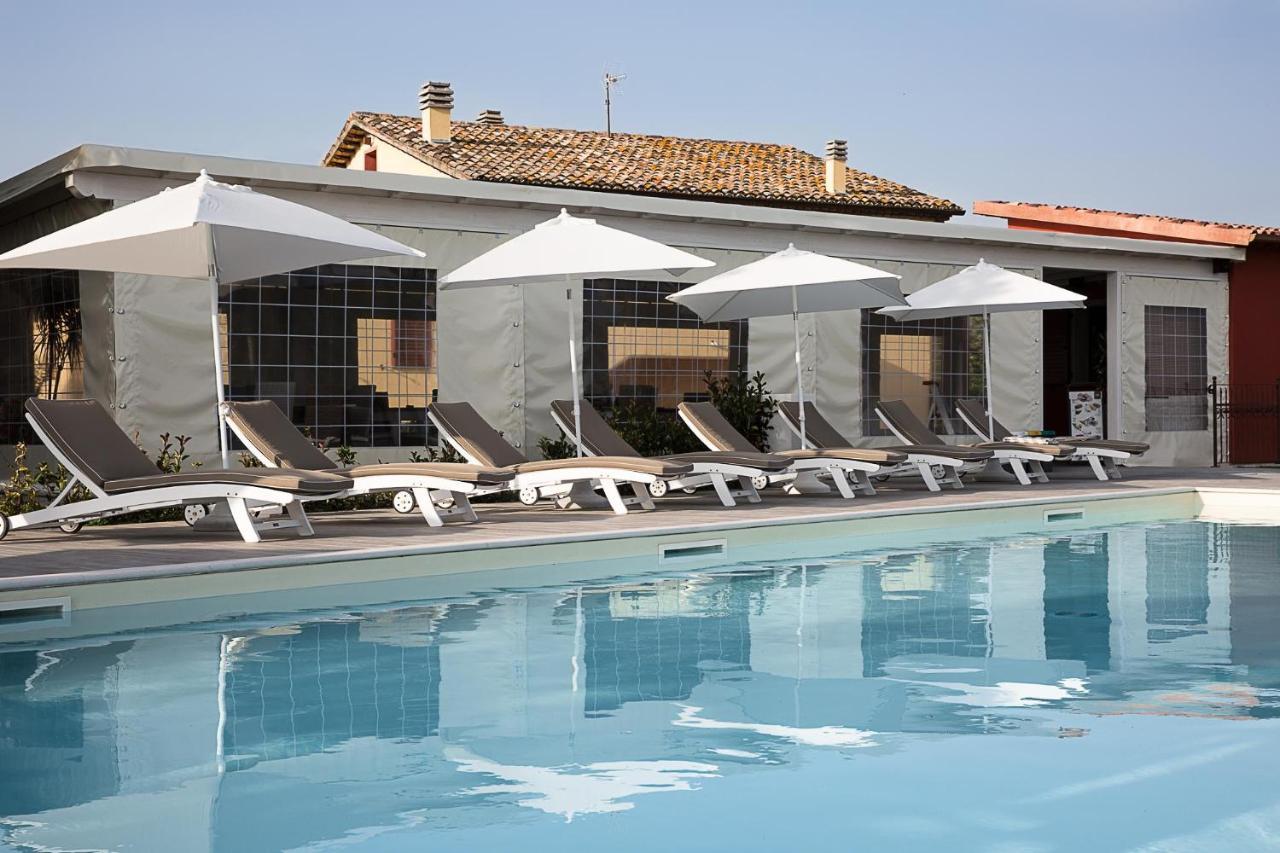 Agriturismo le Capannacce Urbania Esterno foto