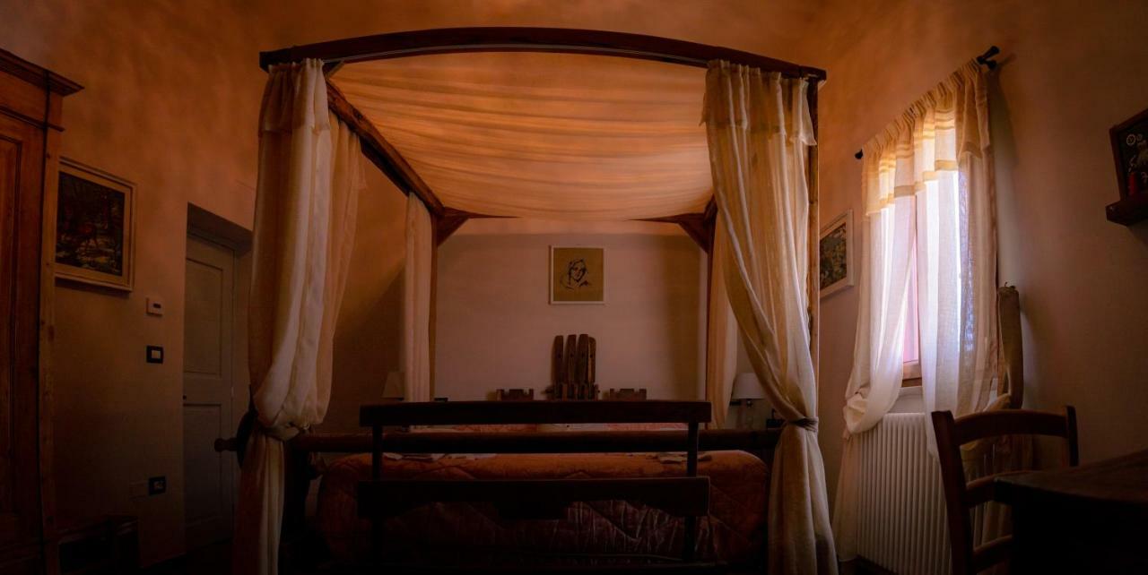 Agriturismo le Capannacce Urbania Esterno foto